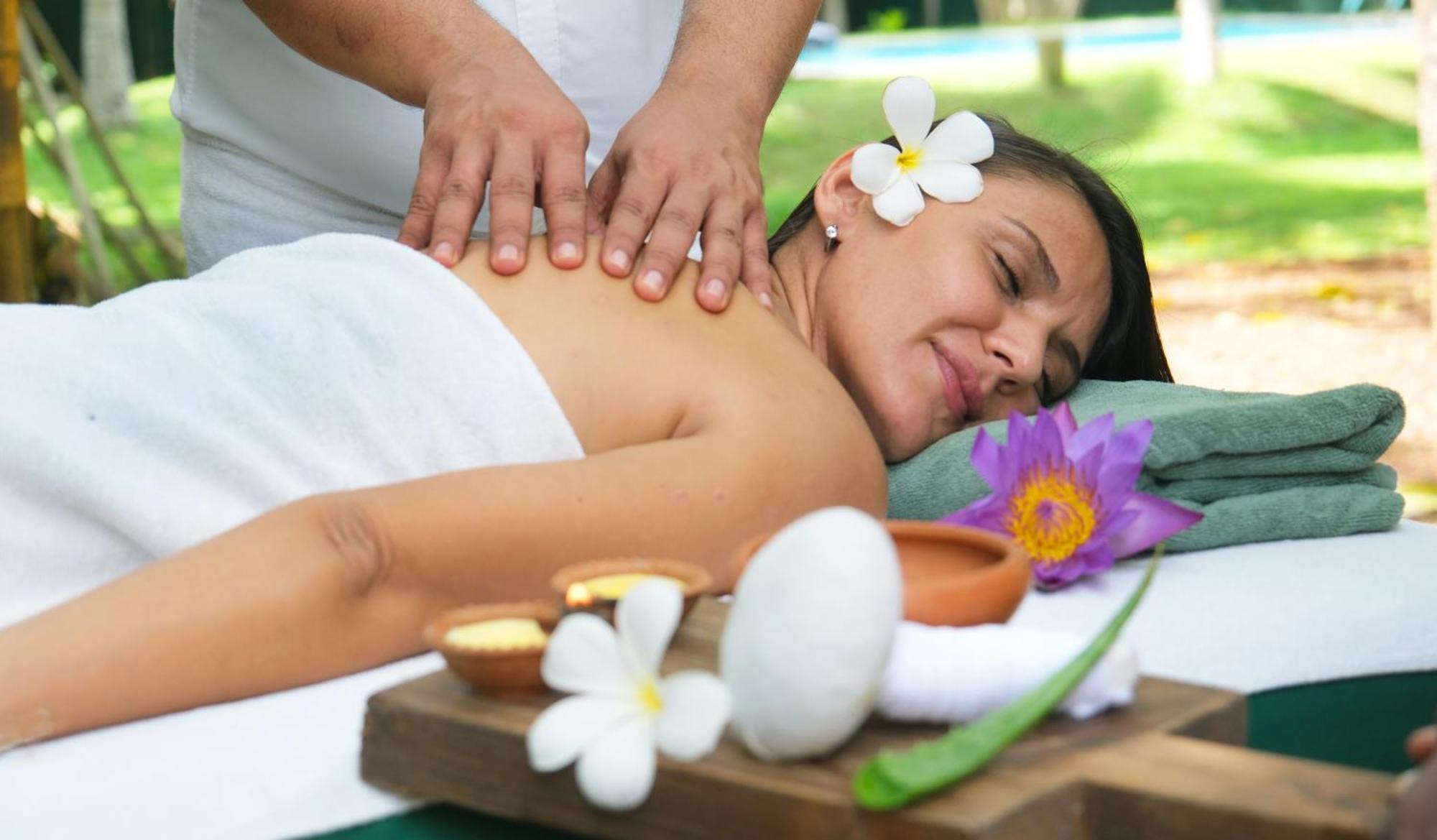 Chandra Villa Ayurveda Resort Бентота Экстерьер фото
