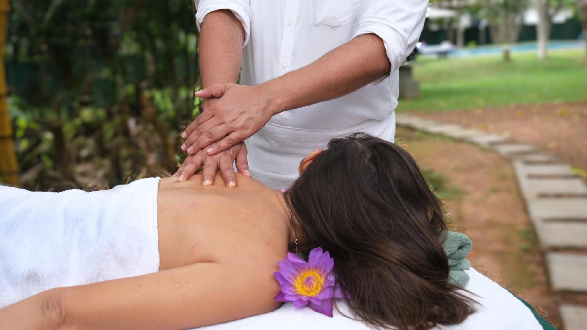 Chandra Villa Ayurveda Resort Бентота Экстерьер фото